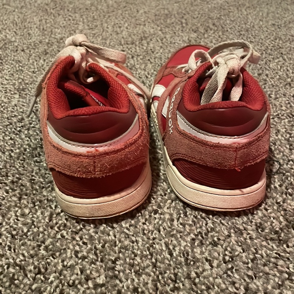 Classic Red Reebok Shoes - Picture 3 of 3
